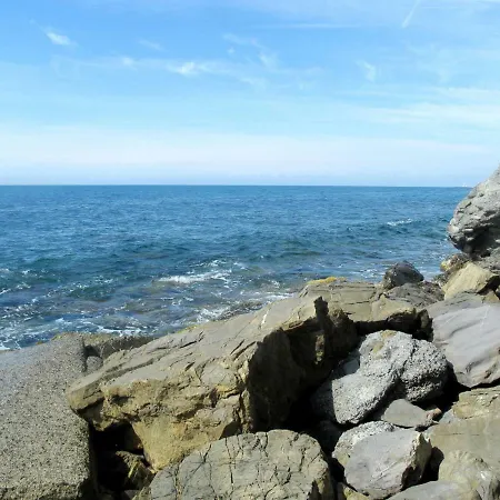 Locazione Turistica La Scogliera